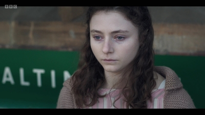 Life_After_Life_S01E02_mkv5303.jpg
