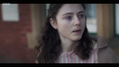 Life_After_Life_S01E02_mkv5310.jpg