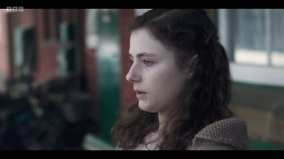 Life_After_Life_S01E02_mkv5313.jpg