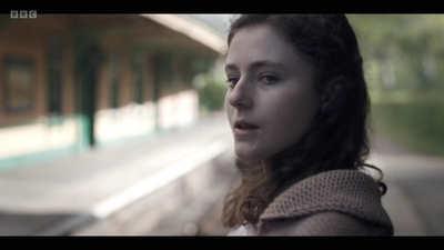 Life_After_Life_S01E02_mkv5327.jpg