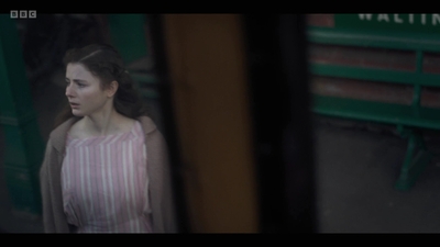 Life_After_Life_S01E02_mkv5342.jpg