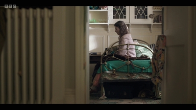 Life_After_Life_S01E02_mkv5397.jpg