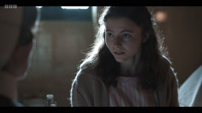 Life_After_Life_S01E02_mkv5518.jpg