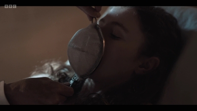 Life_After_Life_S01E02_mkv5554.jpg