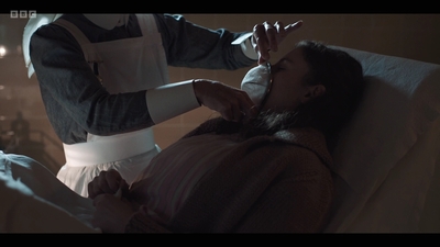 Life_After_Life_S01E02_mkv5559.jpg