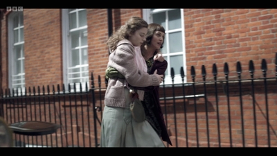 Life_After_Life_S01E02_mkv5594.jpg