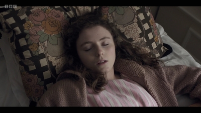 Life_After_Life_S01E02_mkv5613.jpg
