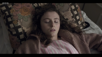 Life_After_Life_S01E02_mkv5614.jpg