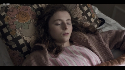 Life_After_Life_S01E02_mkv5619.jpg