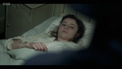 Life_After_Life_S01E02_mkv5777.jpg