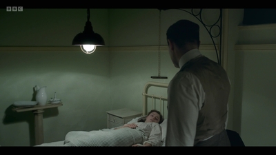 Life_After_Life_S01E02_mkv5794.jpg