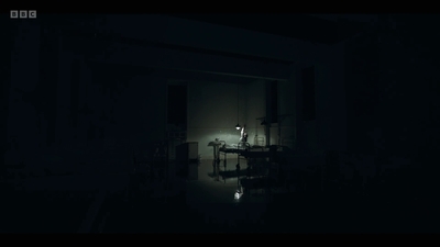 Life_After_Life_S01E02_mkv5871.jpg