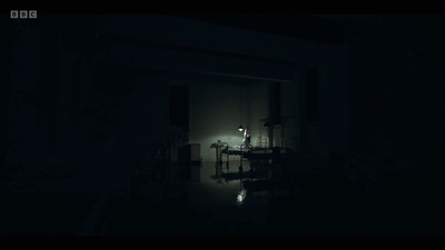Life_After_Life_S01E02_mkv5872.jpg