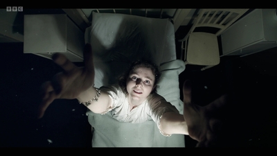 Life_After_Life_S01E02_mkv5880.jpg