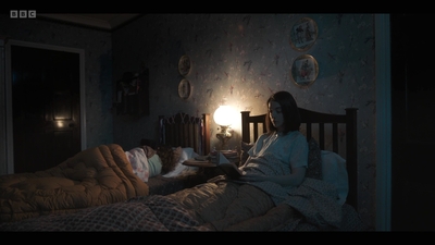 Life_After_Life_S01E02_mkv6049.jpg