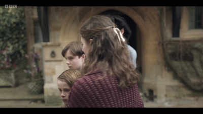 Life_After_Life_S01E02_mkv6249.jpg