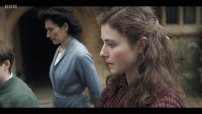 Life_After_Life_S01E02_mkv6261.jpg