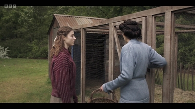 Life_After_Life_S01E02_mkv6277.jpg