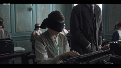 Life_After_Life_S01E02_mkv6406.jpg
