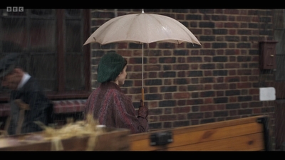 Life_After_Life_S01E02_mkv6446.jpg