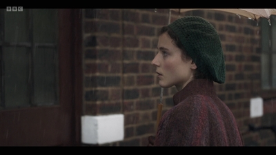 Life_After_Life_S01E02_mkv6453.jpg