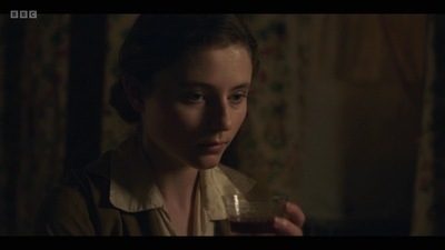 Life_After_Life_S01E02_mkv6484.jpg