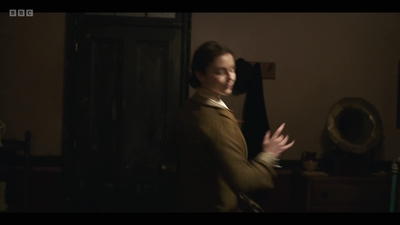 Life_After_Life_S01E02_mkv6502.jpg