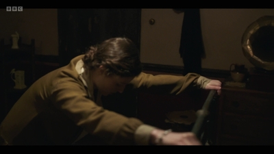 Life_After_Life_S01E02_mkv6513.jpg