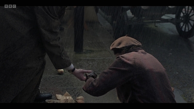 Life_After_Life_S01E02_mkv6530.jpg