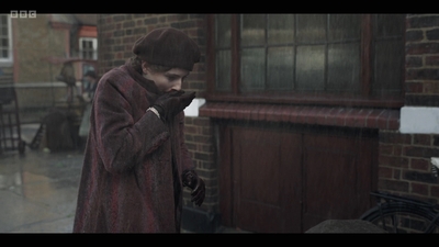 Life_After_Life_S01E02_mkv6537.jpg