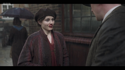 Life_After_Life_S01E02_mkv6551.jpg