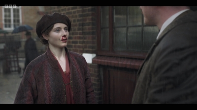 Life_After_Life_S01E02_mkv6558.jpg