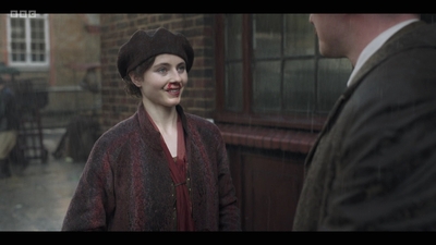 Life_After_Life_S01E02_mkv6560.jpg