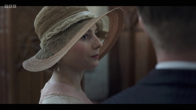 Life_After_Life_S01E02_mkv6576.jpg