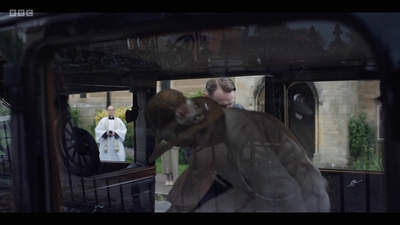 Life_After_Life_S01E03_mkv6778.jpg