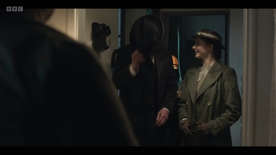 Life_After_Life_S01E03_mkv6810.jpg