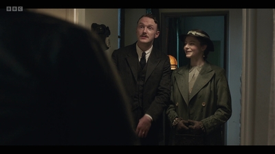 Life_After_Life_S01E03_mkv6835.jpg