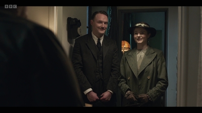 Life_After_Life_S01E03_mkv6852.jpg