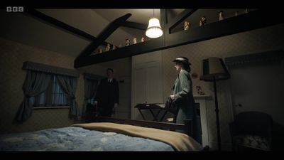 Life_After_Life_S01E03_mkv6859.jpg