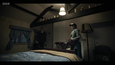 Life_After_Life_S01E03_mkv6862.jpg