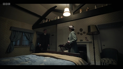 Life_After_Life_S01E03_mkv6866.jpg