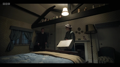 Life_After_Life_S01E03_mkv6869.jpg