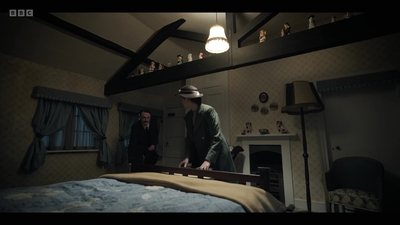 Life_After_Life_S01E03_mkv6872.jpg