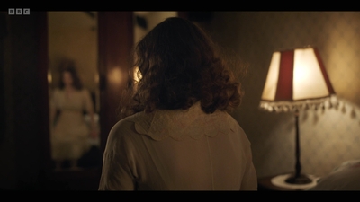 Life_After_Life_S01E03_mkv6876.jpg