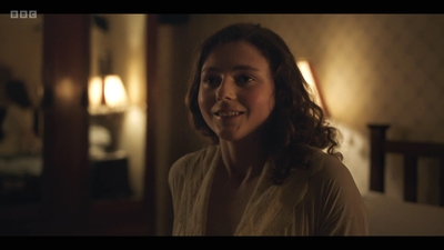 Life_After_Life_S01E03_mkv6913.jpg