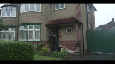Life_After_Life_S01E03_mkv6971.jpg