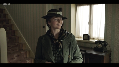 Life_After_Life_S01E03_mkv6977.jpg