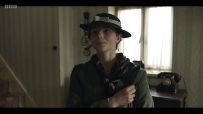 Life_After_Life_S01E03_mkv6978.jpg