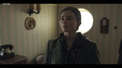 Life_After_Life_S01E03_mkv6983.jpg