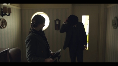 Life_After_Life_S01E03_mkv6988.jpg
